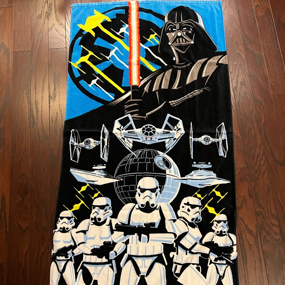Star Wars Black and Blue Kids Bath Towel